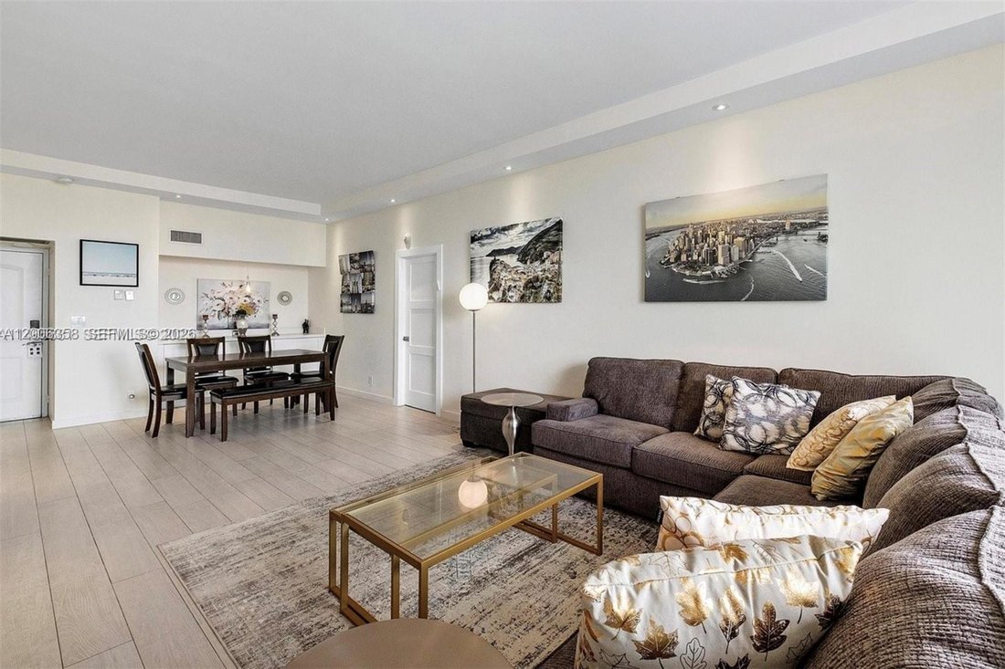 Condo in Sunny Isles Beach, Florida, United States 4 - 17795467