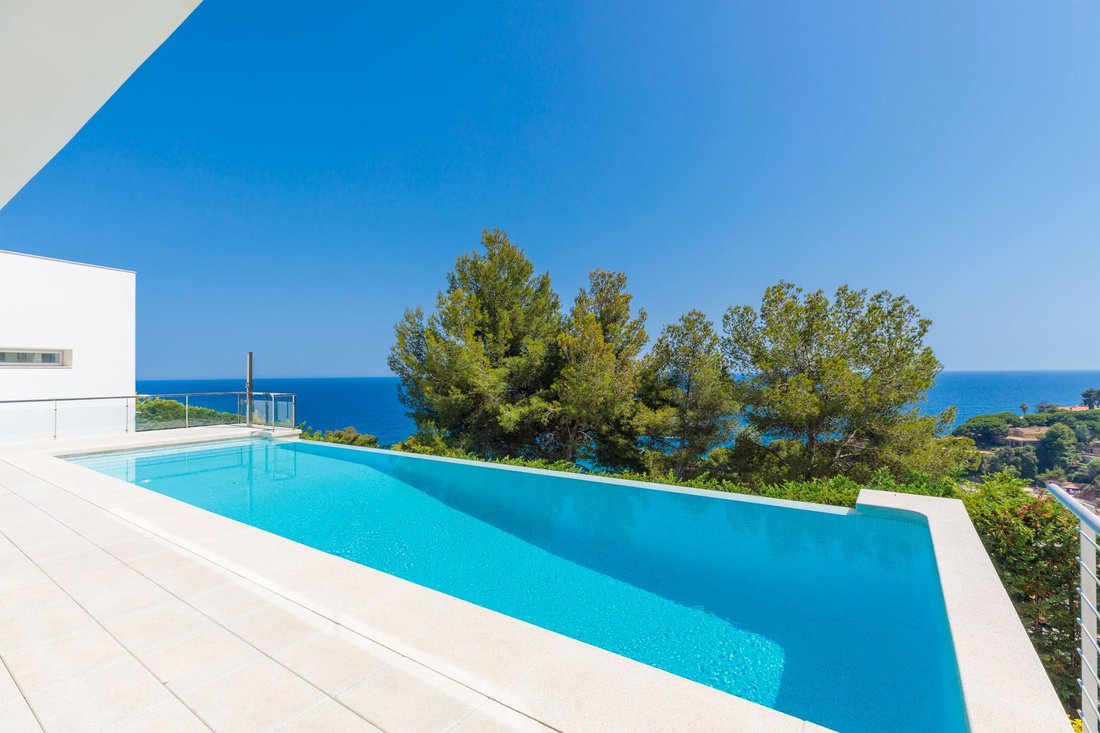 Villa in Blanes, Catalonia, Spain 3 - 17425140