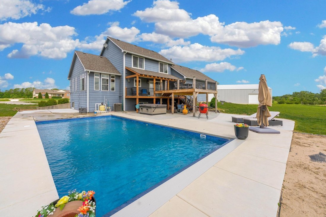 House in Sedgwick, Kansas, United States 1 - 17796105
