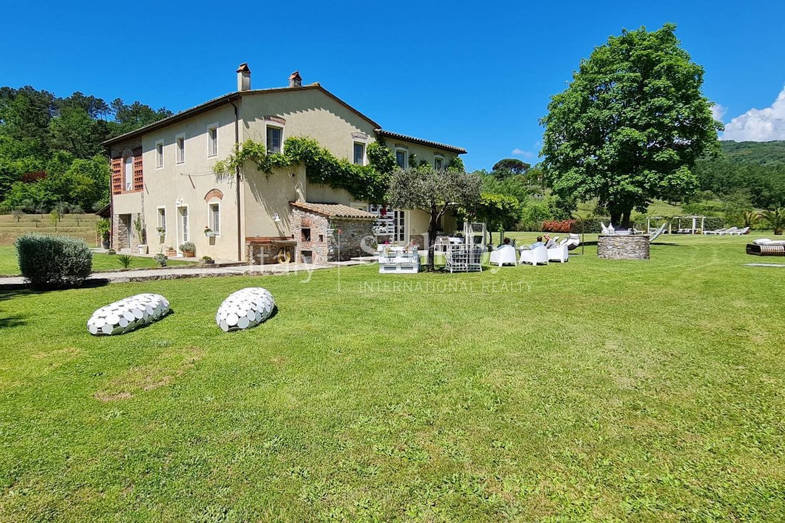 House in San Macario In Piano, Lucca, Tuscany 4 - 11882543