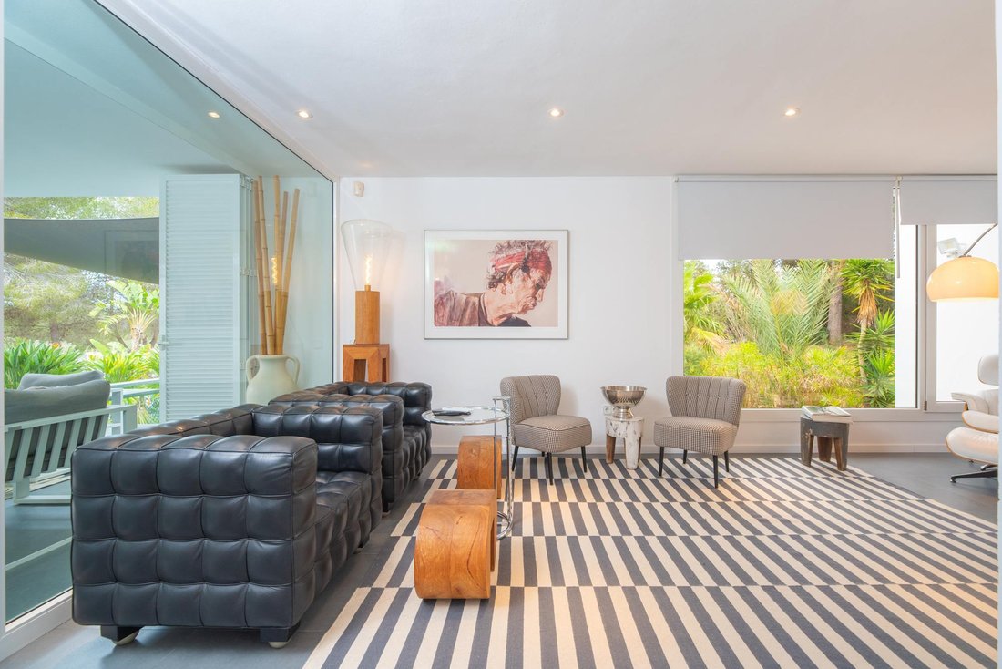 Villa in Santa Gertrudis de Fruitera, Santa Eularia des Riu, Balearic Islands 3 - 16989039
