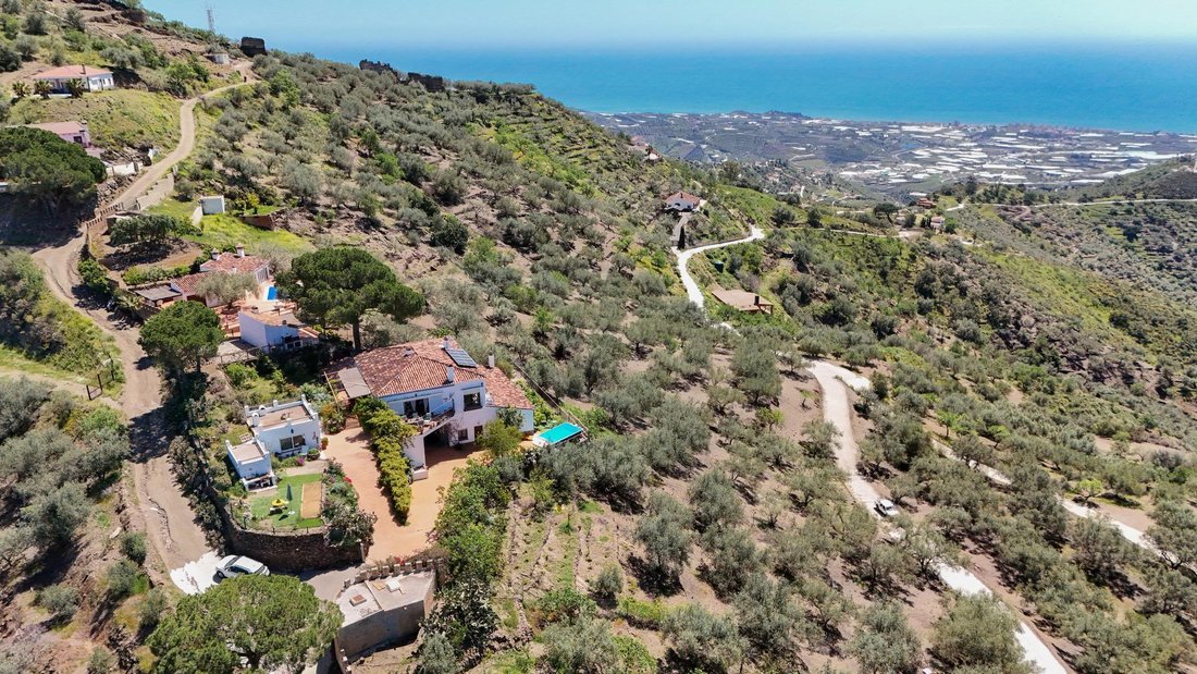 Country House in Arenas, Andalusia, Spain 2 - 16989215