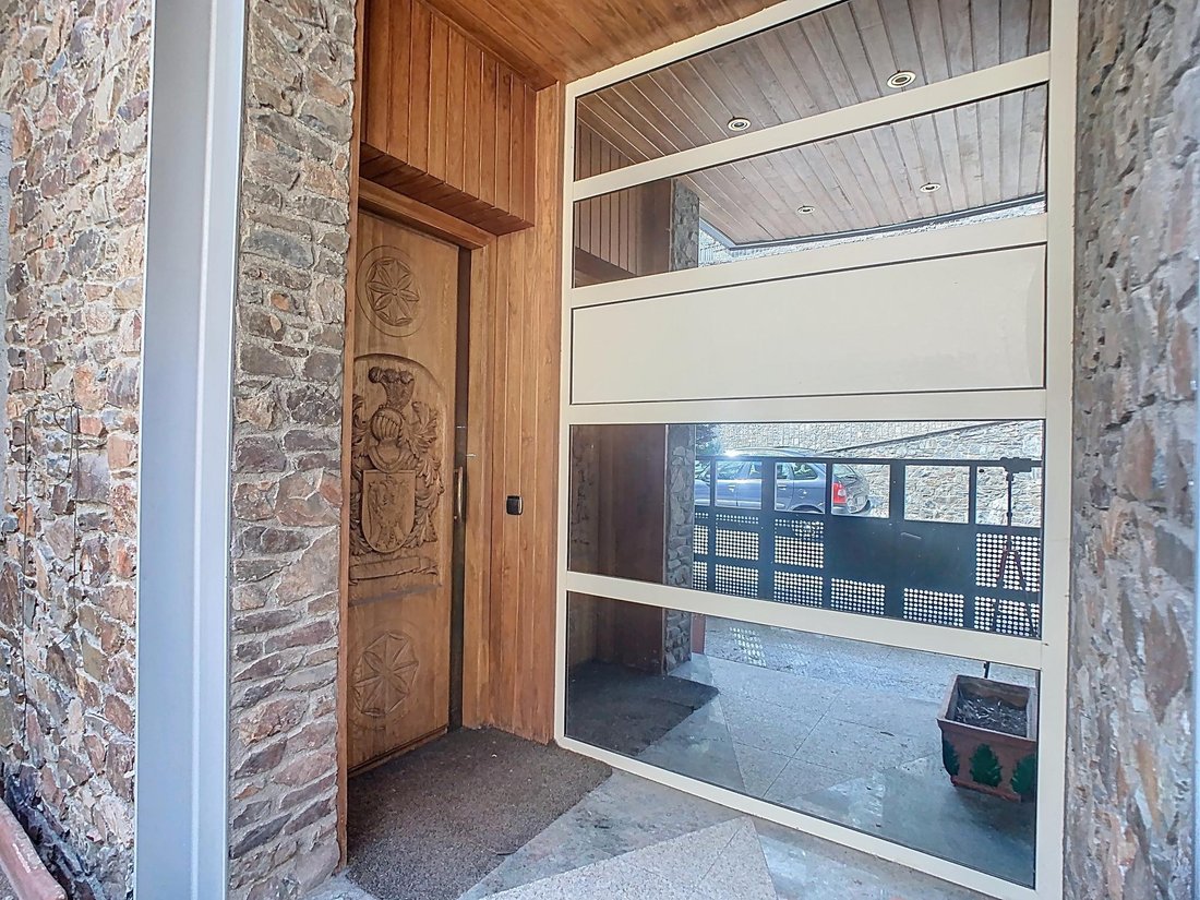 Villa in Escaldes-Engordany, Escaldes-Engordany, Andorra 5 - 16989114