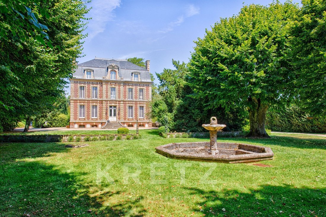Estate in Saint-Pierre-des-Ifs, Normandy, France 5 - 17800408