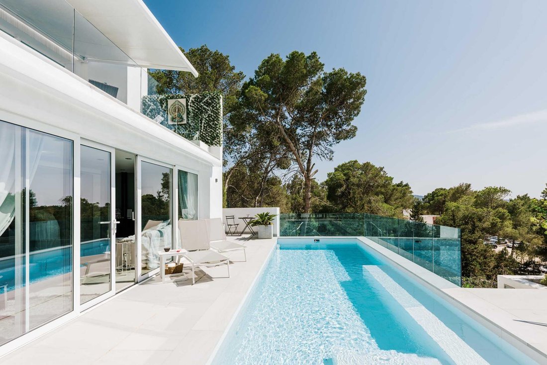 Villa in Sant Antoni de Portmany, Balearic Islands, Spain 1 - 17331703