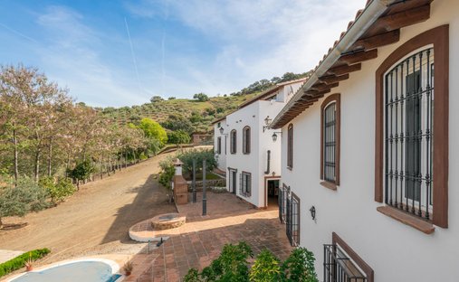 Casa di campagna a Puerto de la Torre, Malaga, Spagna 1
