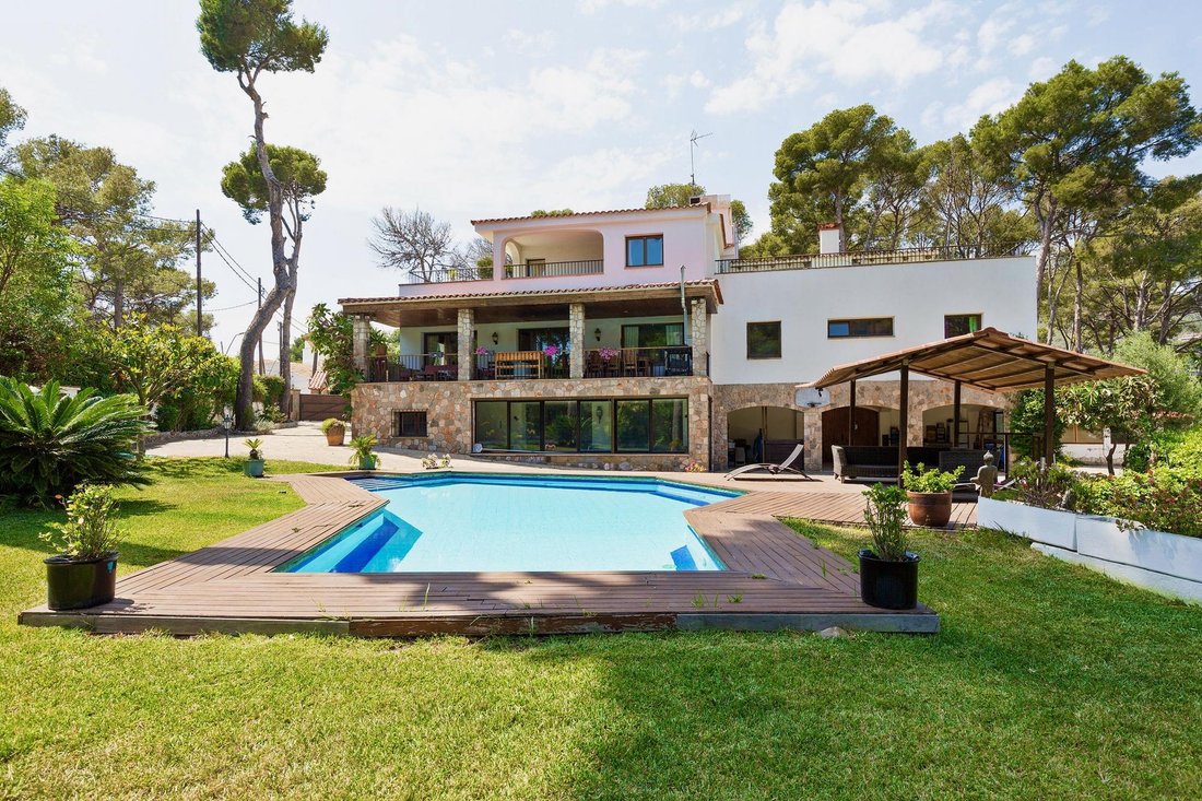 Villa in Castelldefels, Catalonia, Spain 4 - 16987588