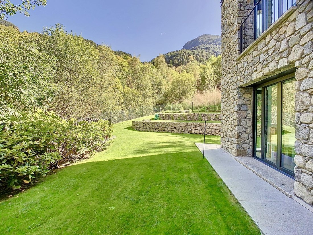 Villa in Encamp, Encamp, Andorra 2 - 16988666