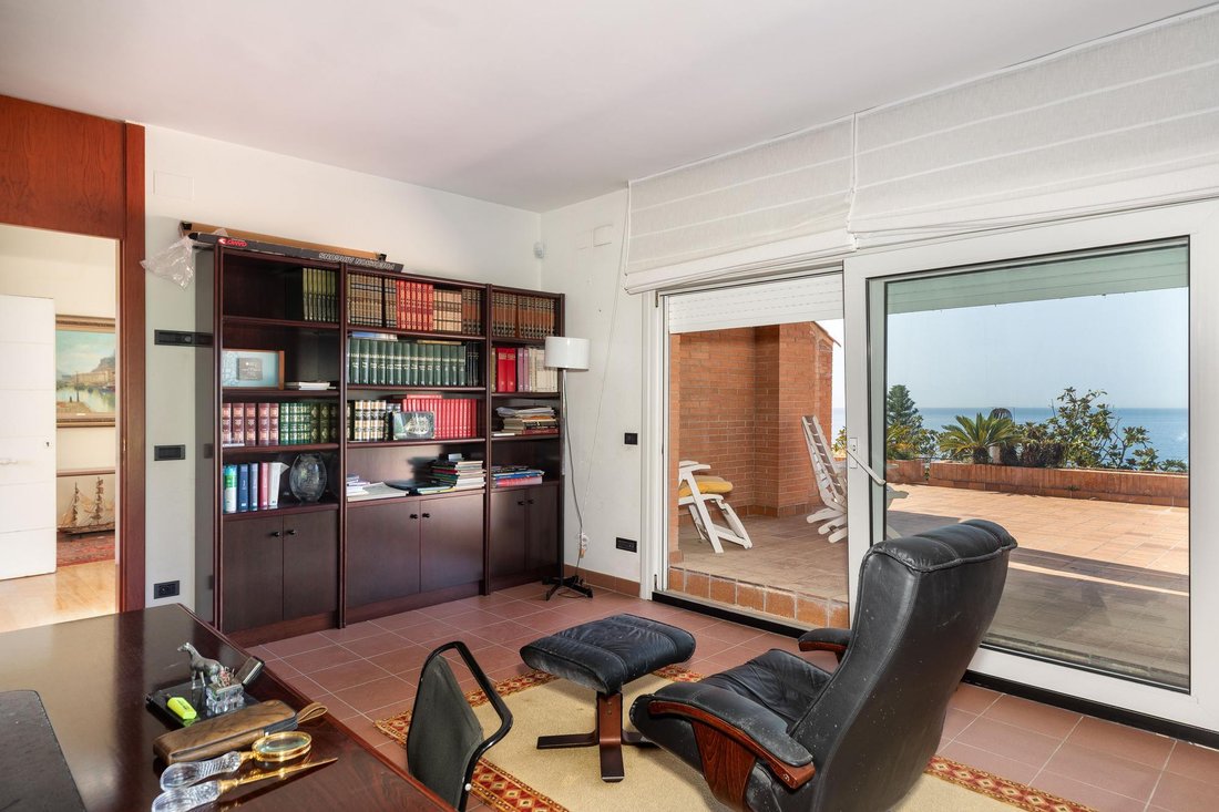 Villa in Blanes, Catalonia, Spain 5 - 16989001