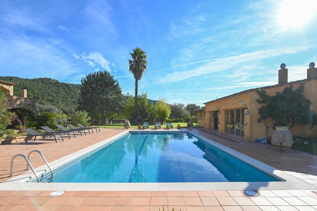 Country House in Calonge i Sant Antoni, Catalonia, Spain 3 - 16989575