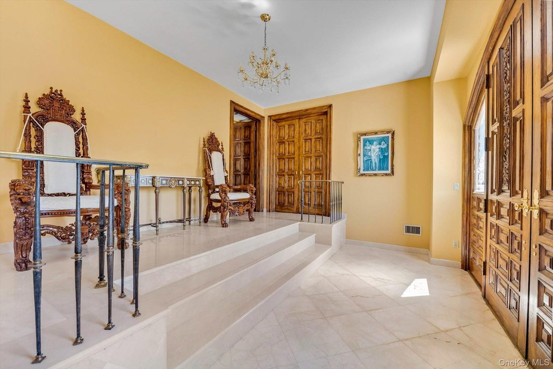 House in New York, New York, United States 5 - 17800560