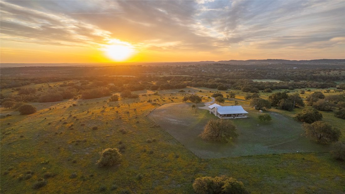 Farm Ranch in Hye, Texas, United States 2 - 14630868