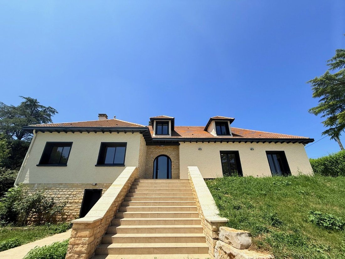 Villa in Pradines, Occitania, France 2 - 17796788