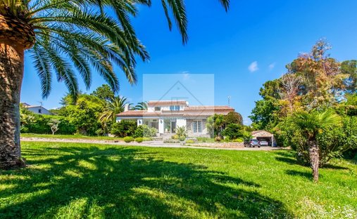 Villa in Mougins, Provence-Alpes-Côte d'Azur, France 1