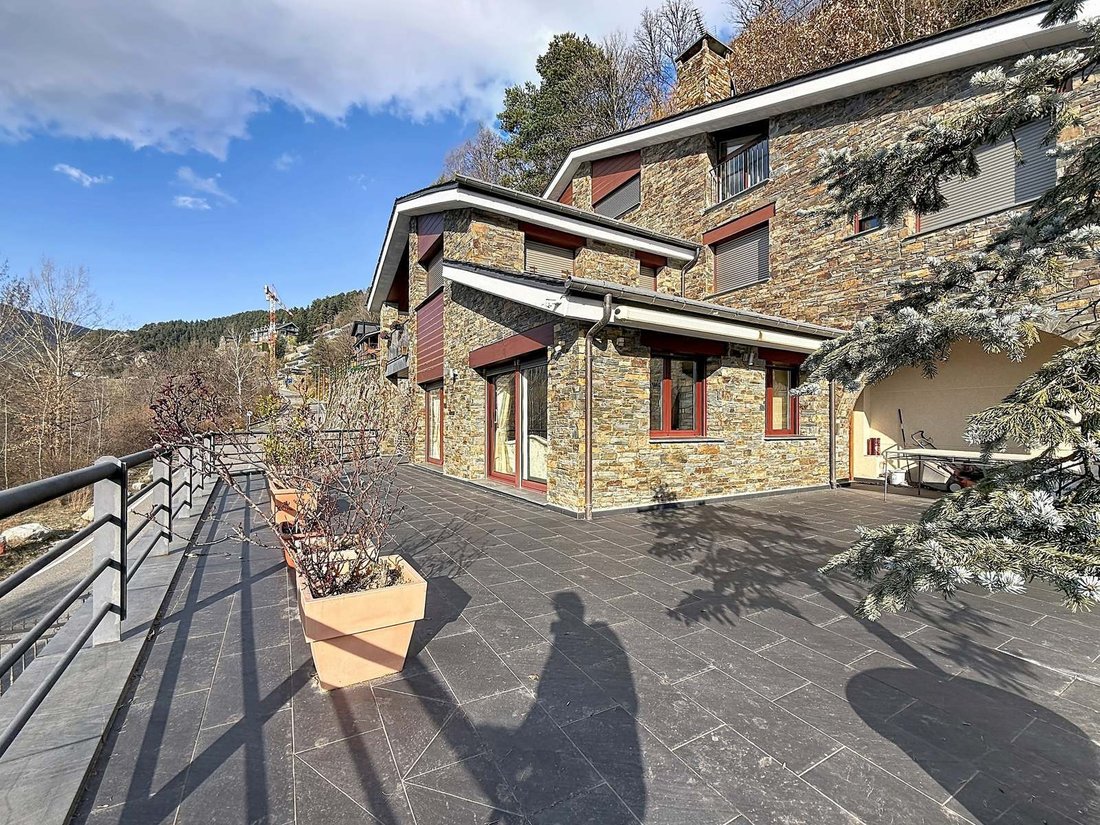 Villa in Engolasters, Escaldes-Engordany, Andorra 1 - 17526207