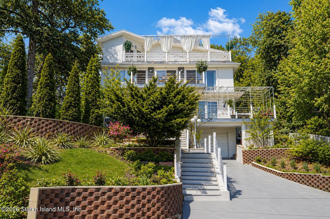 House in New York, New York, United States 1 - 17798287