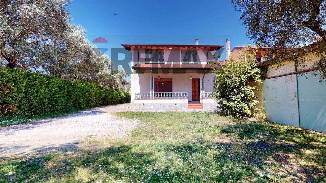 Villa in Pietrasanta, Tuscany, Italy 2 - 17801249