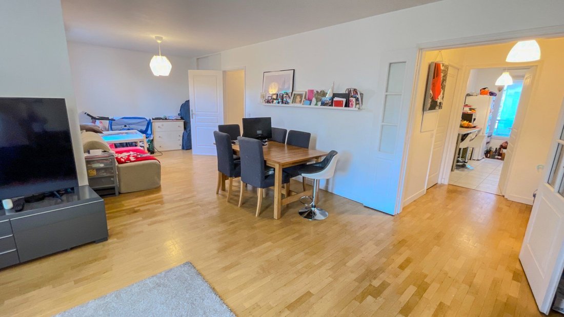 Apartment in Côte Saint Louis, Garches, France 1 - 17796825