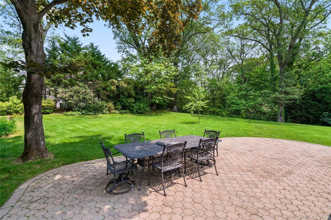 House in Woodbury, New York, United States 5 - 17797911