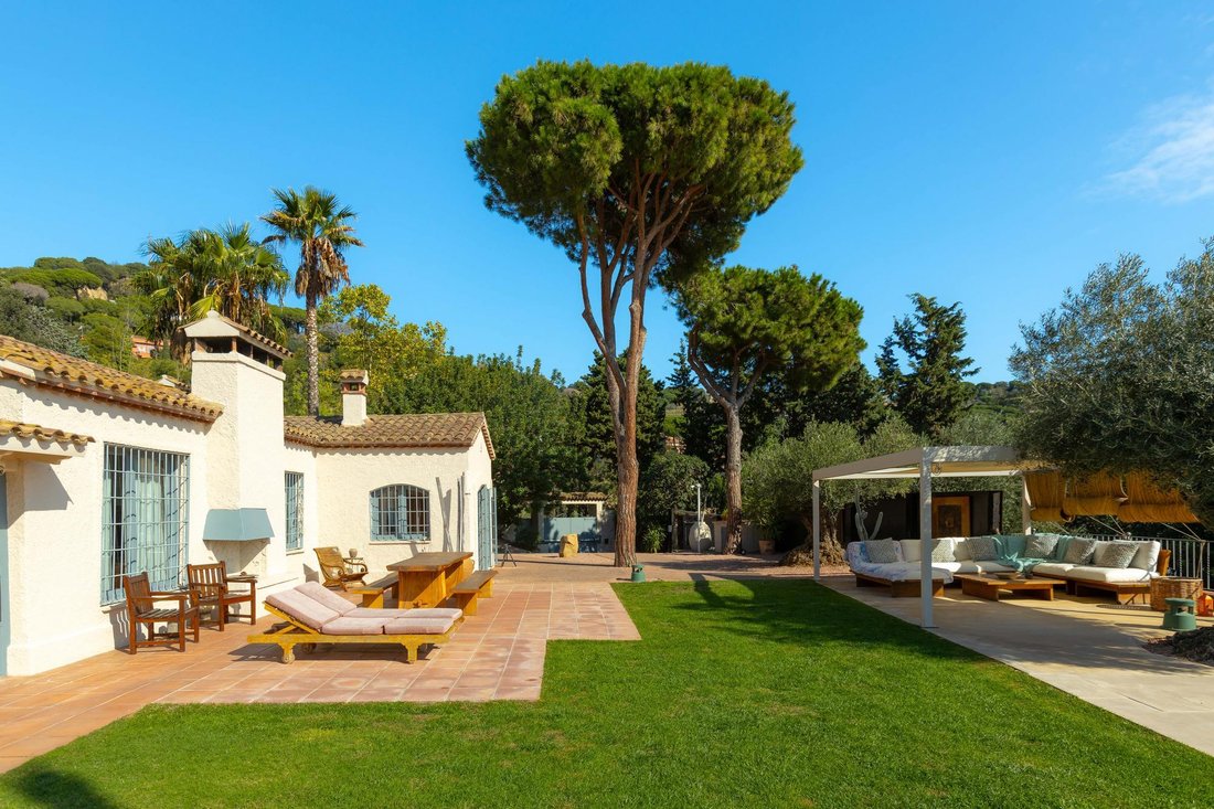 Villa in Cabrera de Mar, Catalonia, Spain 4 - 17133398