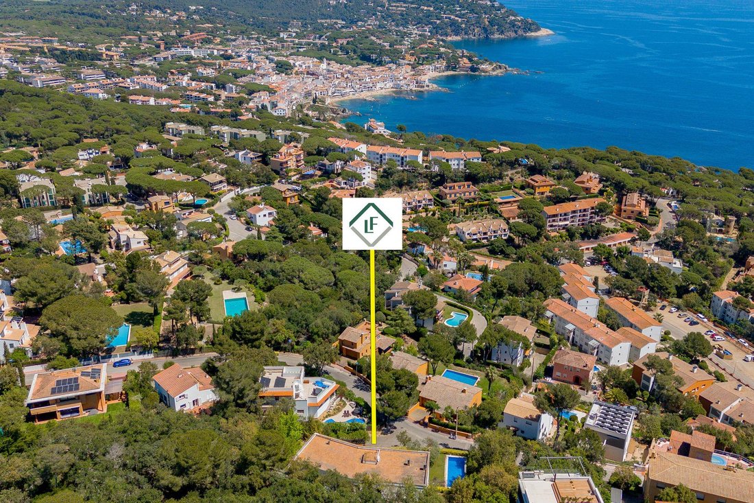 Villa in Calella de Palafrugell, Palafrugell, Catalonia 2 - 16988659