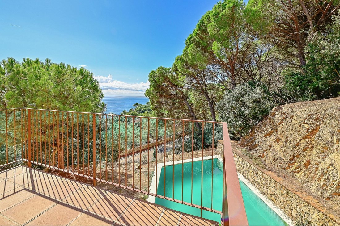 Villa in Sant Feliu de Guixols, Catalonia, Spain 3 - 16988977