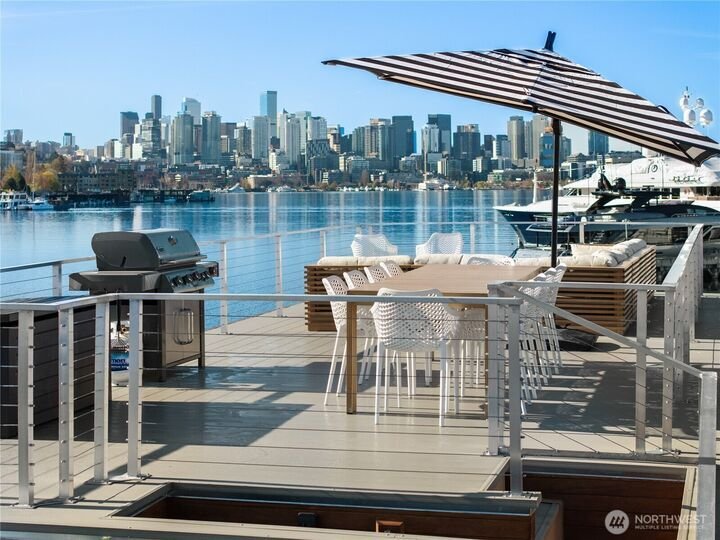House in Seattle, Washington, United States 1 - 17766939
