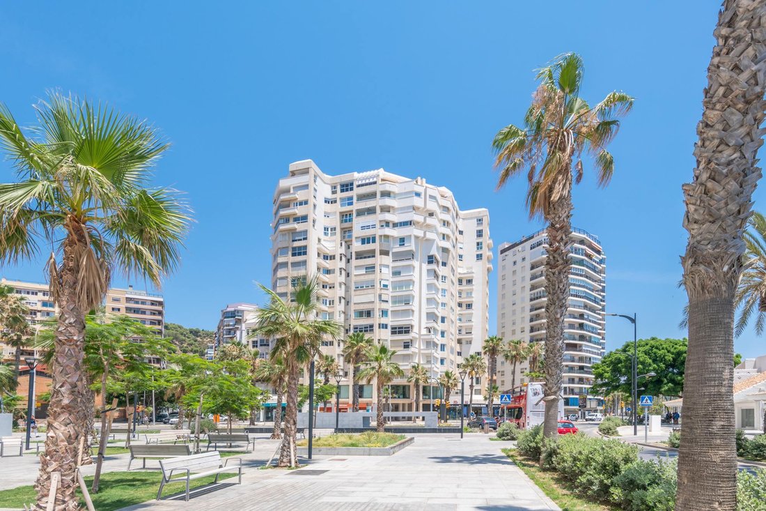 Apartment in Playa De La Malagueta, Centro, Malaga 1 - 16988891