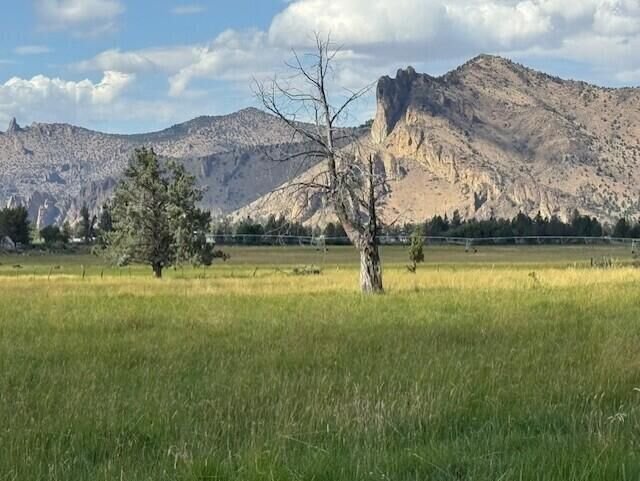Farm Ranch in Redmond, Oregon, United States 1 - 17638219
