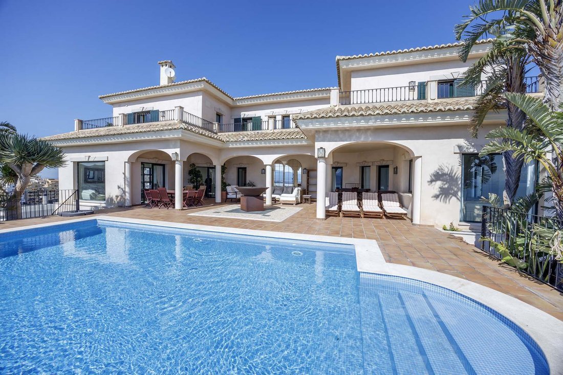 Villa in Cullera, Valencian Community, Spain 2 - 16989495