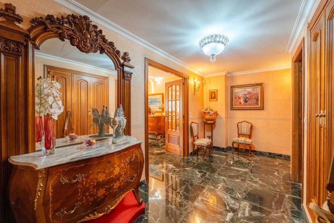 Apartment in Extramurs, Valencia, Spain 2 - 17756212
