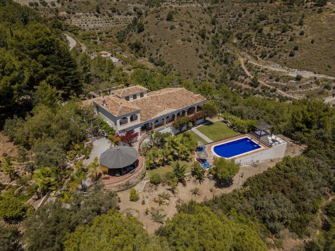 Villa in La Herradura, Almunecar, Spain 3 - 16989056