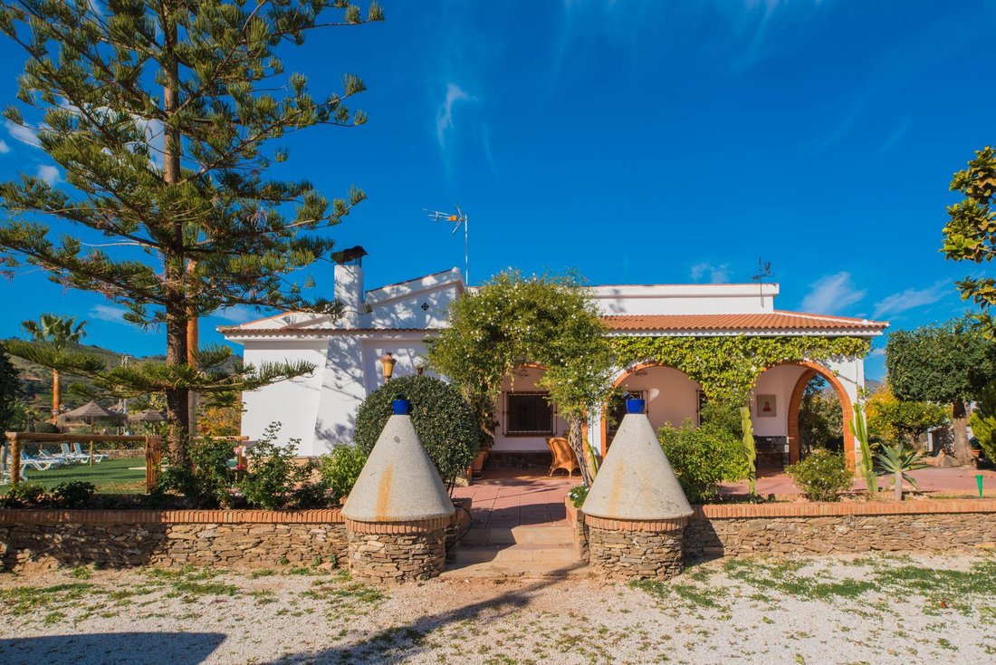Villa in Ciudad Jardin (District), Malaga, Spain 2 - 16989369