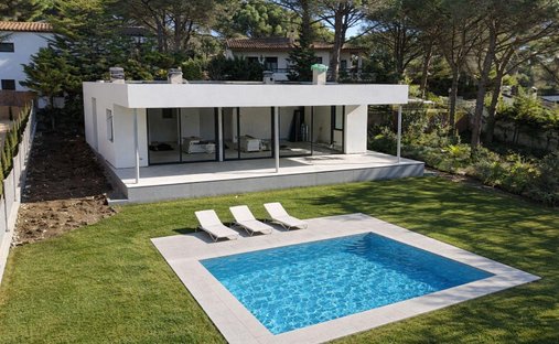 Villa in Calonge i Sant Antoni, Catalonia, Spain 1