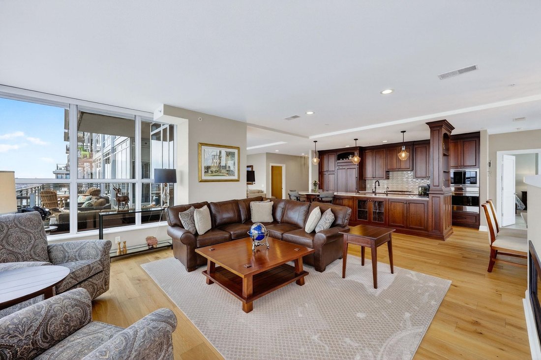 Condo in Madison, Wisconsin, United States 4 - 17793200