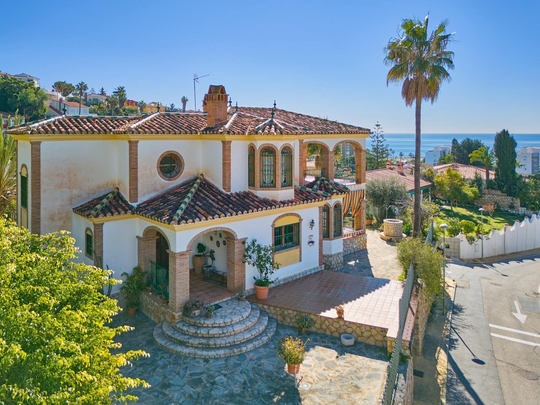 Villa in Rincon de la Victoria, Andalusia, Spain 4 - 17438000