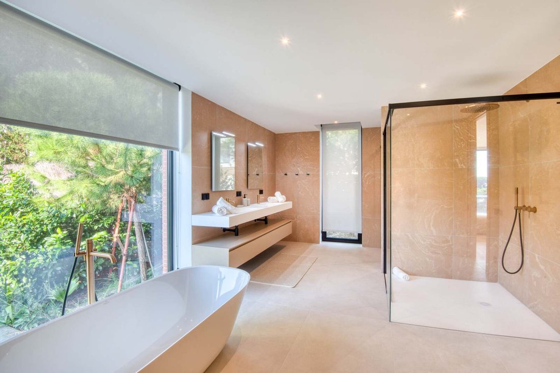 Villa in Sant Feliu de Guixols, Catalonia, Spain 5 - 16987702