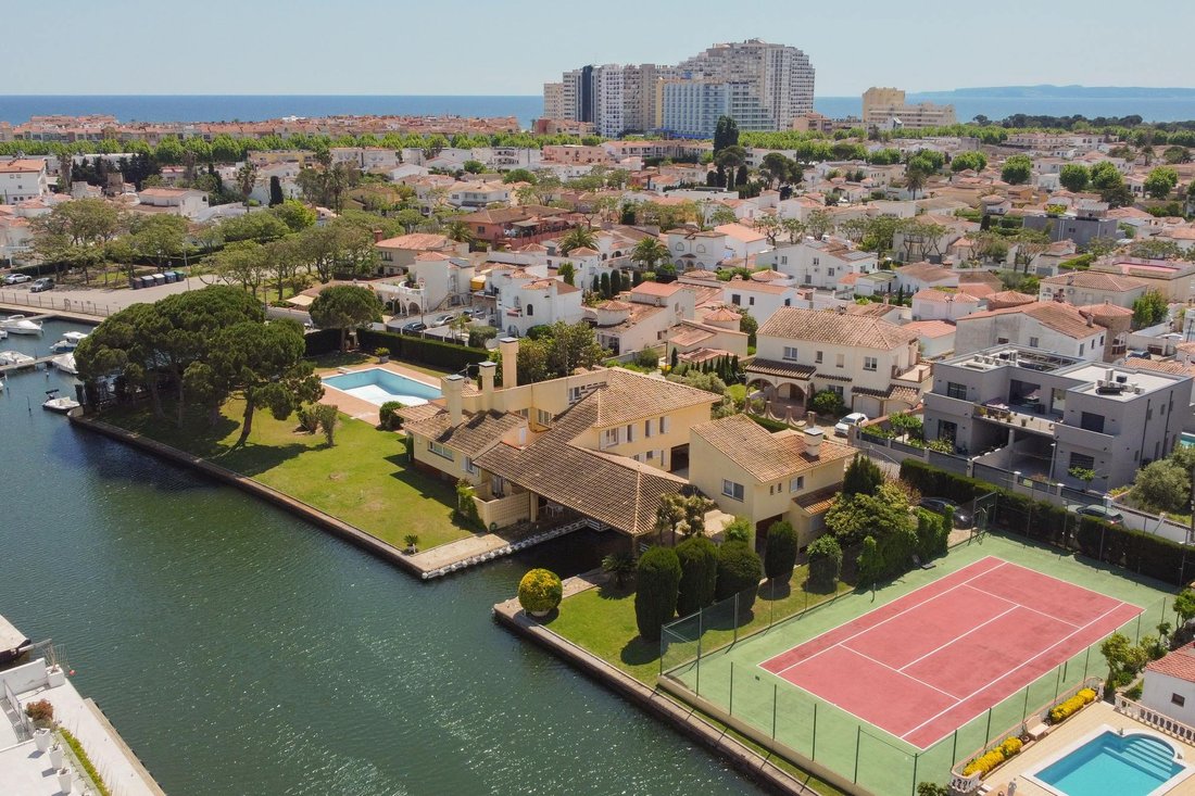 Land in Empuriabrava, Katalonien, Spanien 5 - 16988737