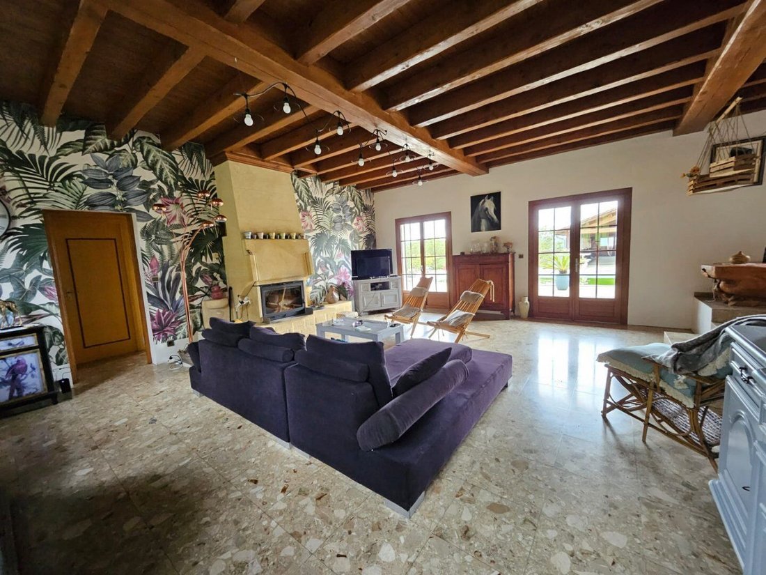 Villa in Sanilhac, Nouvelle-Aquitaine, France 3 - 17796750