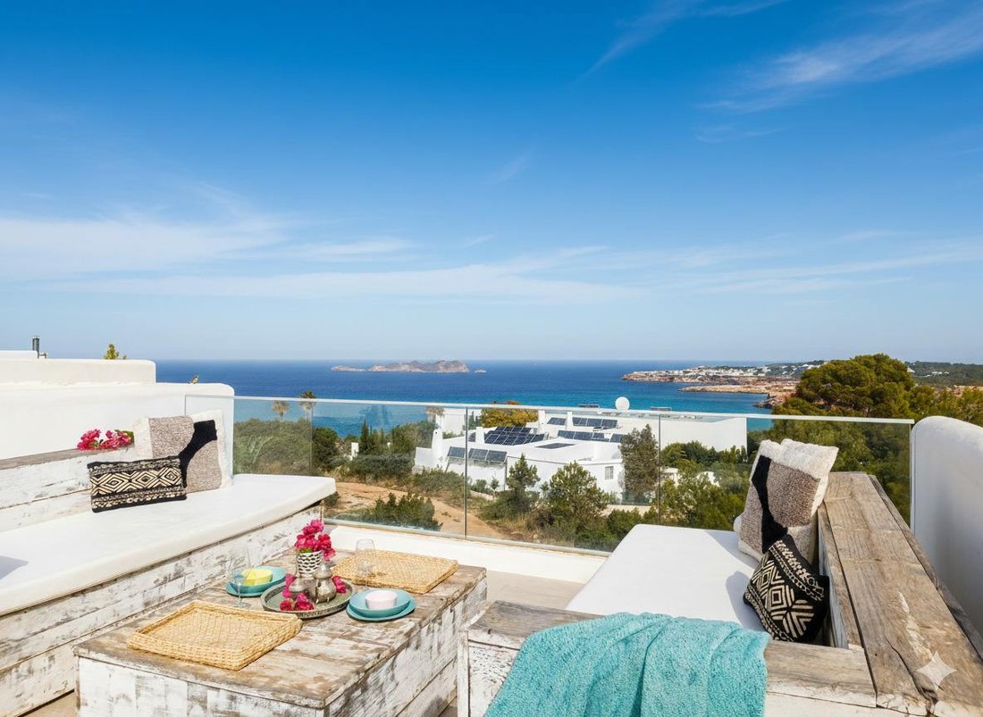 Villa in Cala Moli, Sant Josep de sa Talaia, Spain 1 - 16987478