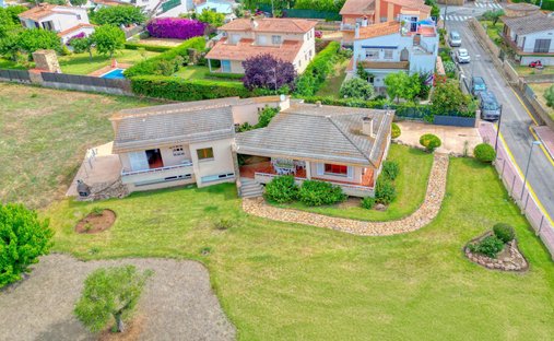 Villa in Calonge i Sant Antoni, Catalonia, Spain 1