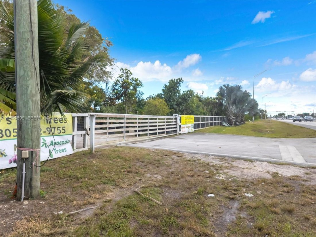 Land in Miami, Florida, United States 3 - 17801501