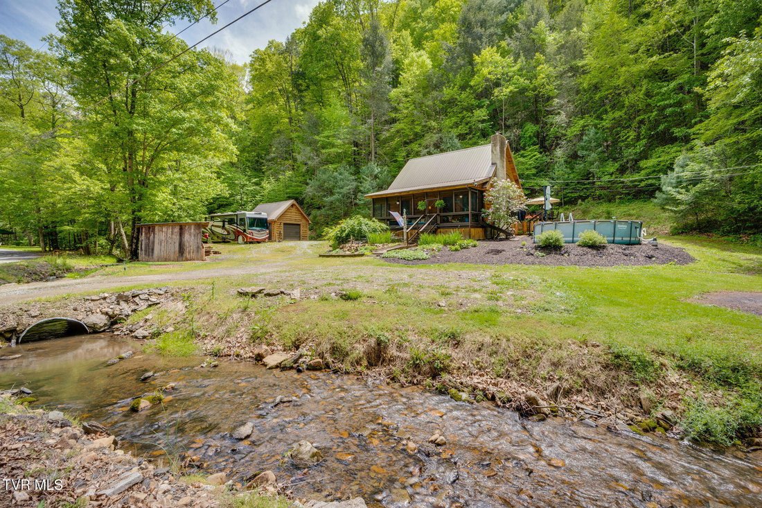 House in Bristol, Tennessee, United States 3 - 17795025
