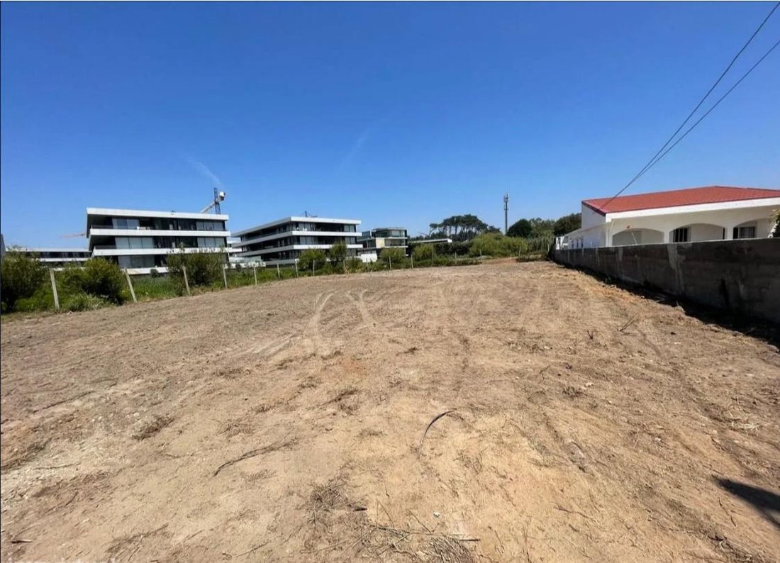 Land in Canidelo, Porto District, Portugal 1 - 16987738