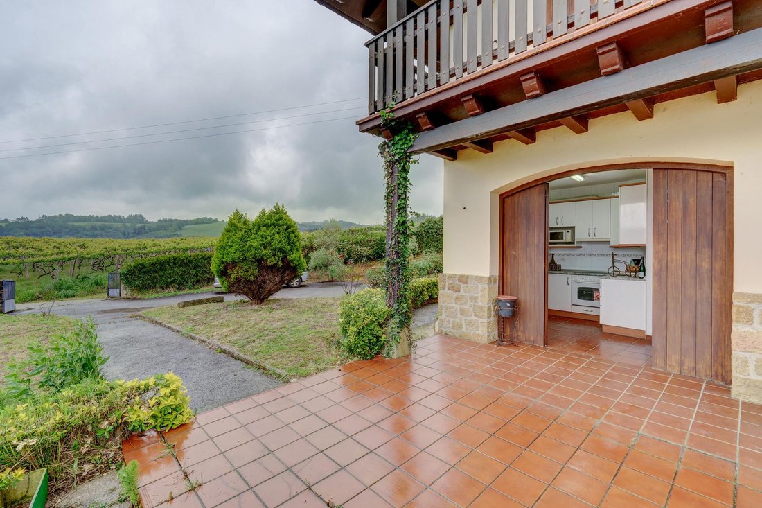 Villa in Zarautz, Basque Country, Spain 4 - 16988197