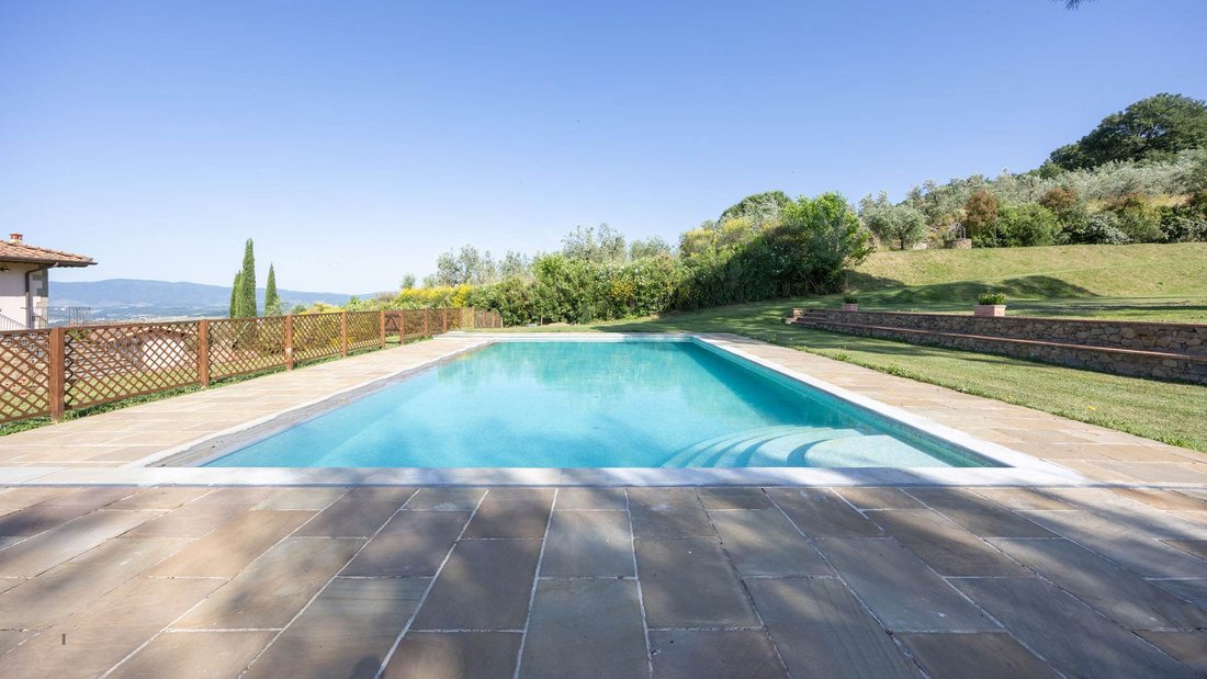 Villa in Loro Ciuffenna, Tuscany, Italy 3 - 17800149