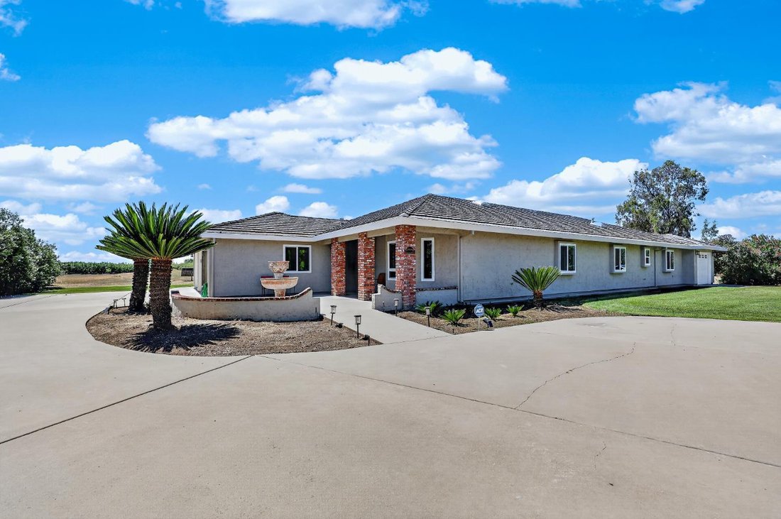 House in Chowchilla, California, United States 5 - 17798016