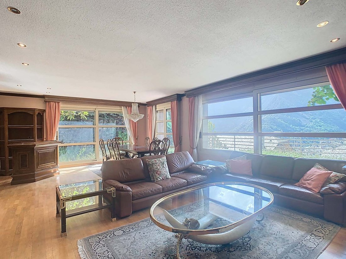 Villa in Escaldes-Engordany, Escaldes-Engordany, Andorra 3 - 16989114