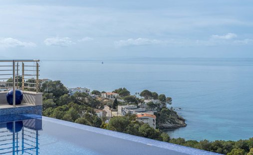 Villa in Roses, Catalonia, Spain 1