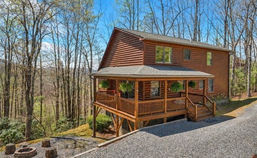 House in Fleetwood, North Carolina, United States 1